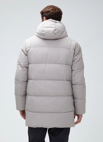 Мужской пуховик с капюшоном 