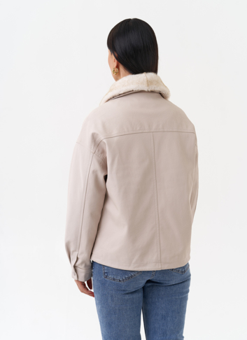 Куртка весенняя из искусственной кожи 