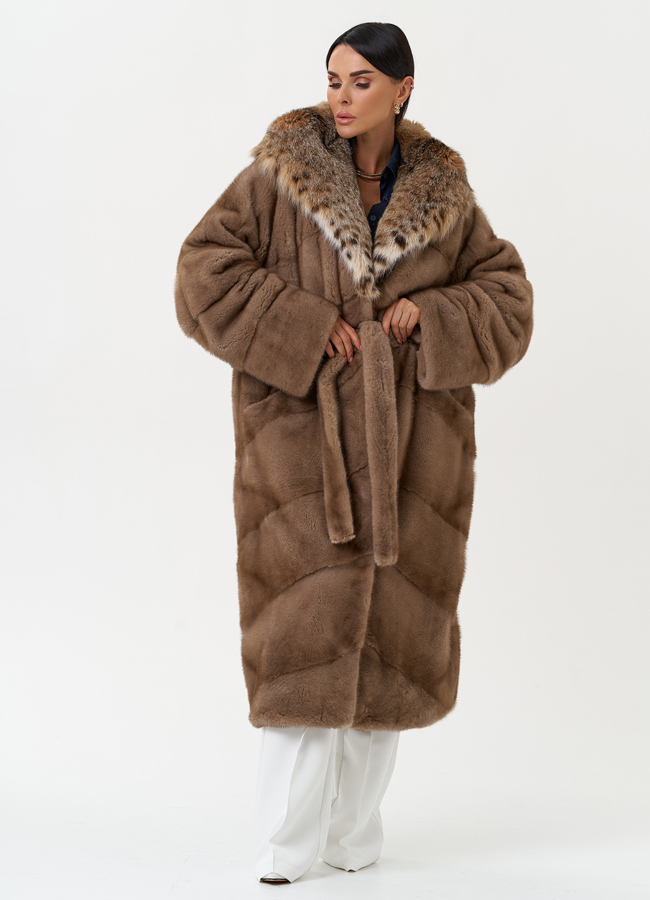 Женская шуба из меха норки с капюшоном из меха рыси модель № 31162 в кредит