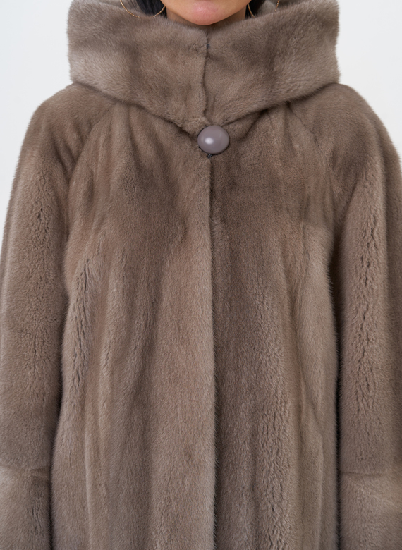 Норковая шуба с капюшоном 