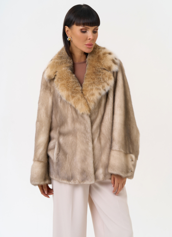 Куртка из меха норки с английским воротником из меха рыси