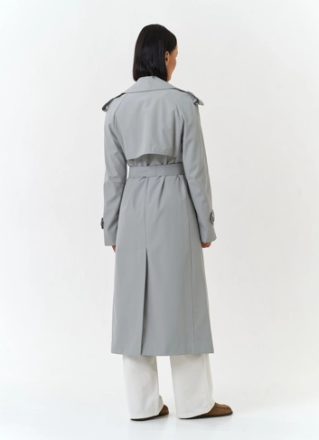 Женский плащ с поясом